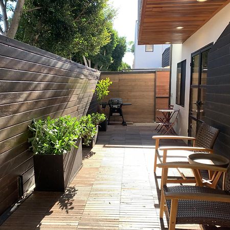 Venice Beach Studio With Large Private Patio Steps To The Beach Los Angeles Zewnętrze zdjęcie