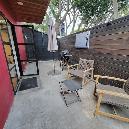 Venice Beach Studio With Large Private Patio Steps To The Beach Los Angeles Zewnętrze zdjęcie
