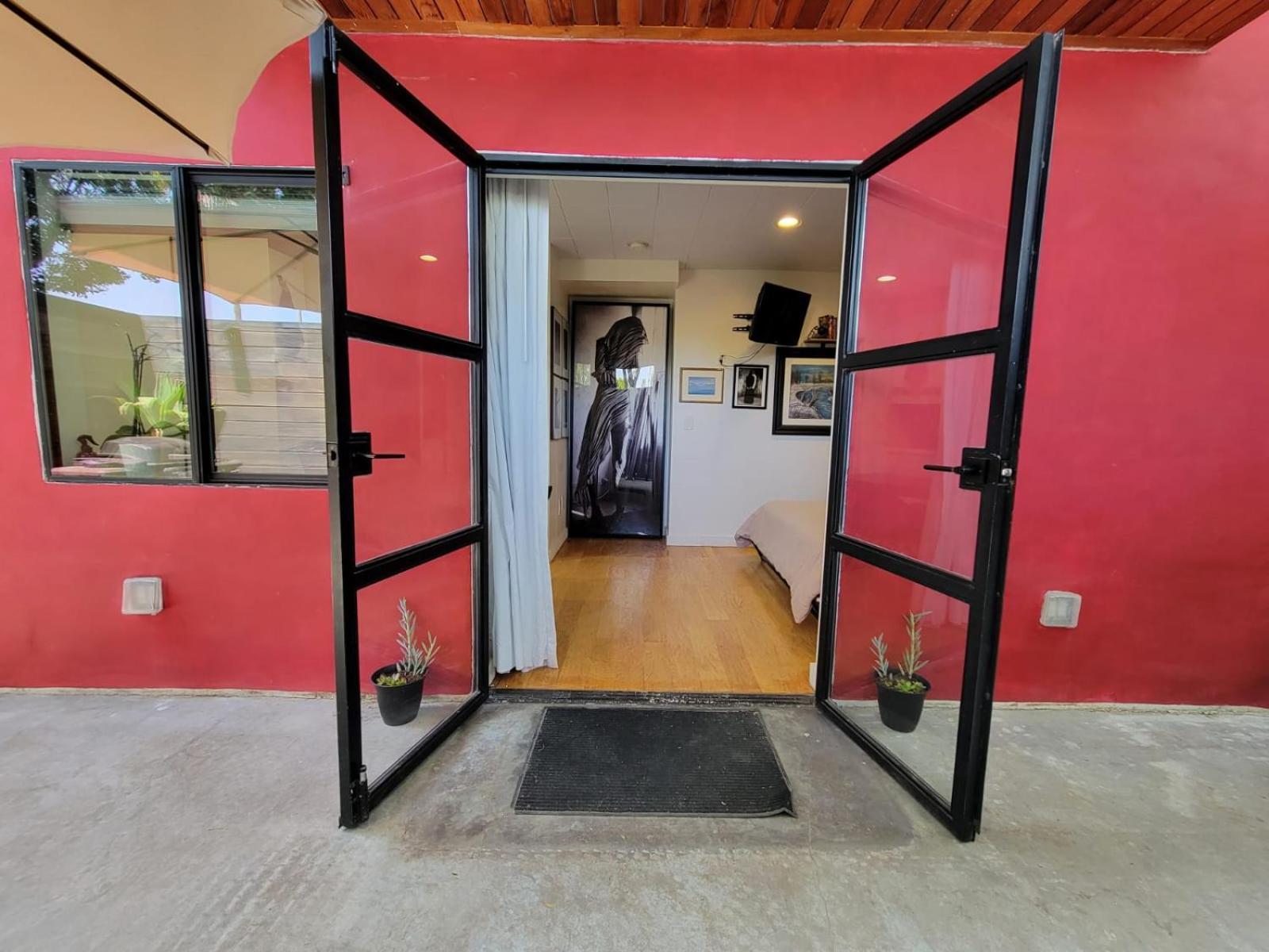 Venice Beach Studio With Large Private Patio Steps To The Beach Los Angeles Zewnętrze zdjęcie